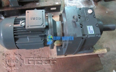 Motor Giảm Tốc Tải Nặng Dolin DLRVM 5,5Kw Tỷ Số Truyền 1/15