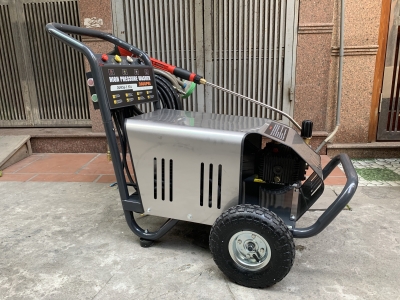 Máy phun xịt áp lực cao LUTIAN 20M36-7.5T4 7.5Kw