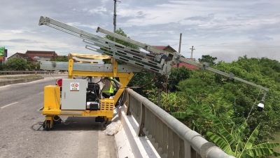 Máy kiểm tra cầu đường 