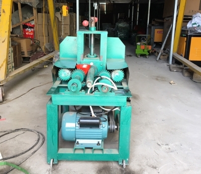 can-dien-tu-camry-sieu-mong-hoa-tiet-hoa-van-eb-9301-s109